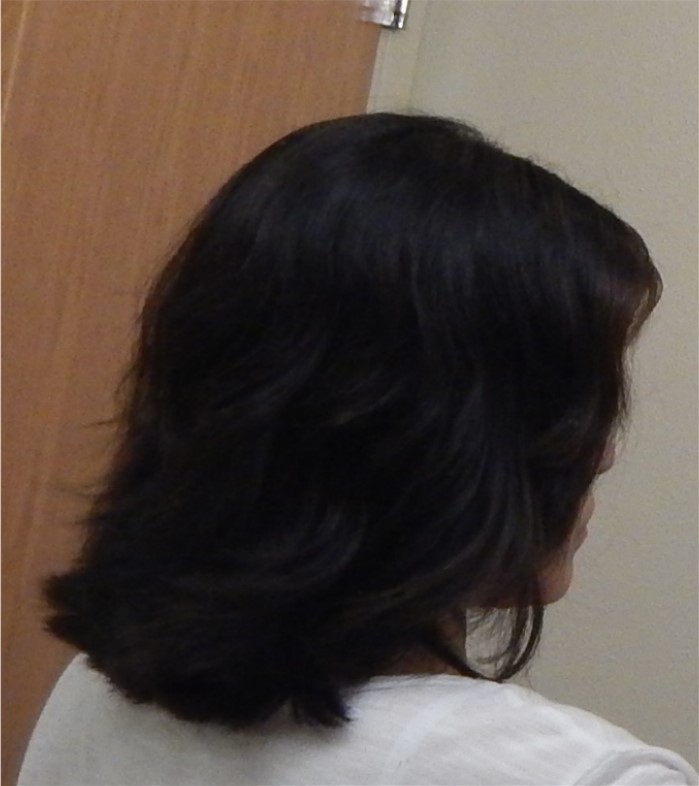 ノースカロライナより潮の便り Diy 自宅サロン 後ろ髪を自分で切る方法 Lob Long Bob ロングボブ 編